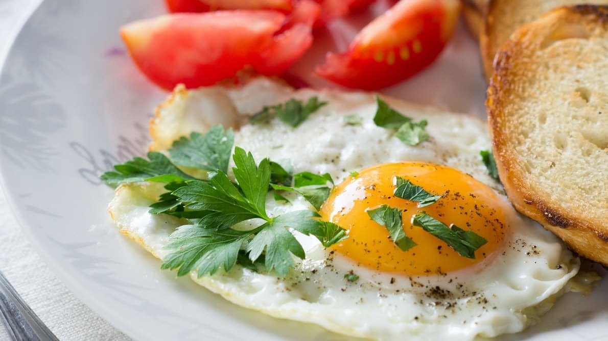manger après sport, sport à  jeun, que manger après sport; petit déjeuner équilibré