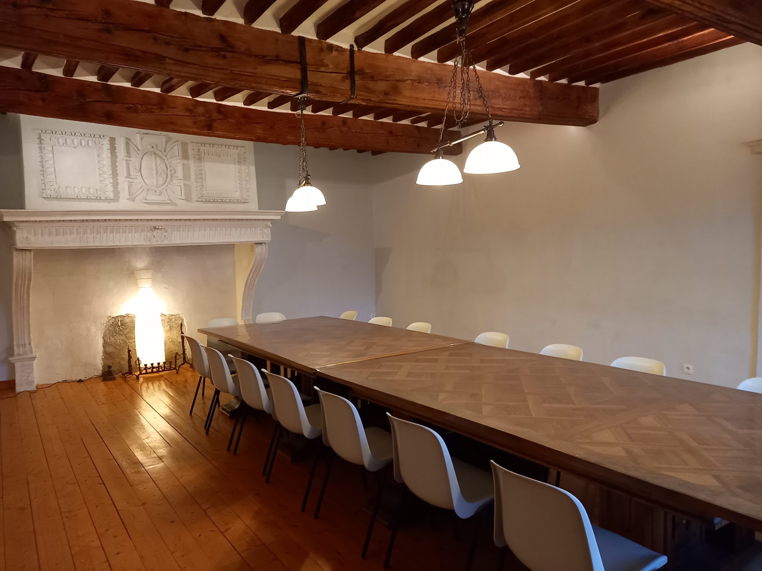 Grande salle de groupe